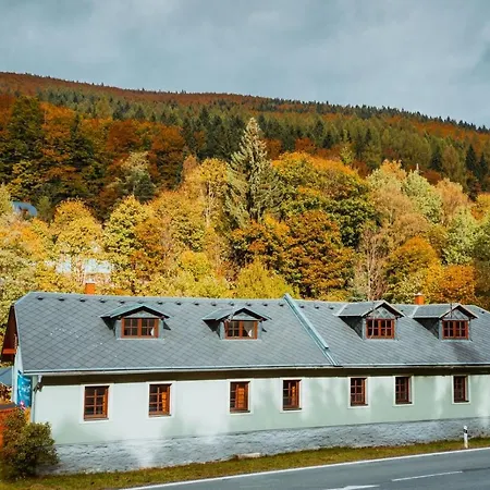 Lodge Pod Mravenecnikem Loučná nad Desnou