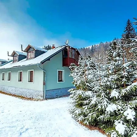 Pod Mravenečníkem Alojamento de Turismo Selvagem Loučná nad Desnou